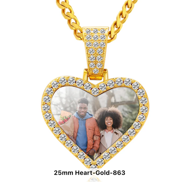 HEART MOISSANITE PICTURE PENDANT