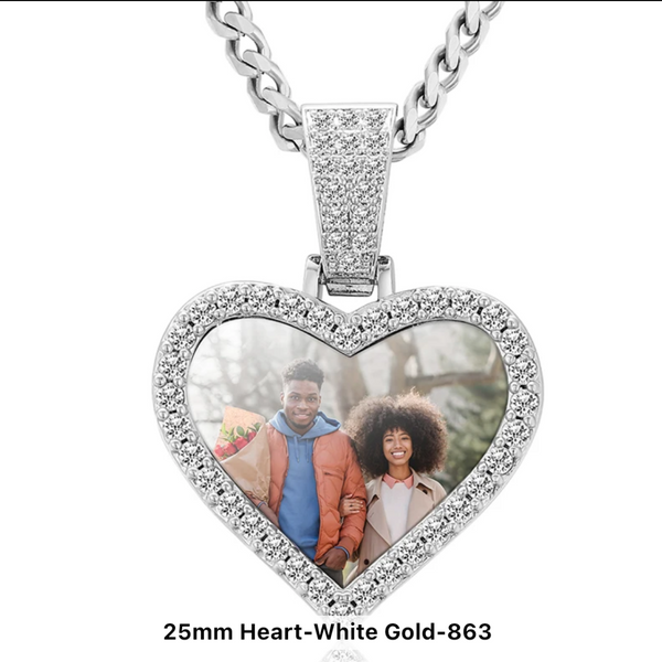 HEART MOISSANITE PICTURE PENDANT