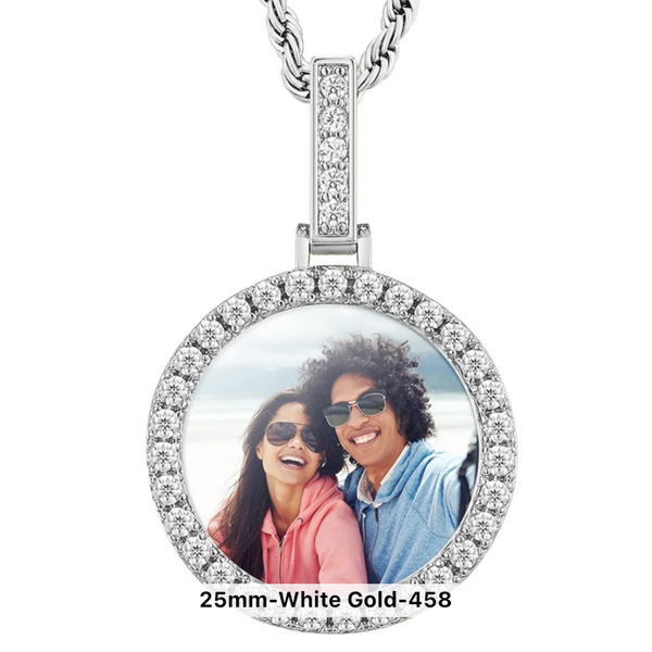 CIRCLEMOISSANITE PICTURE PENDANT