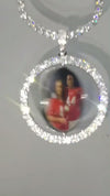 ROTATING CIRCLE MOISSANITE PICTURE PENDANT